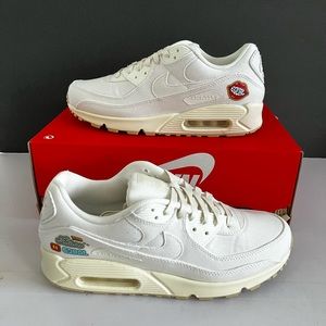 New Nike Women’s Air Max 90 SE Shoes Size: 10